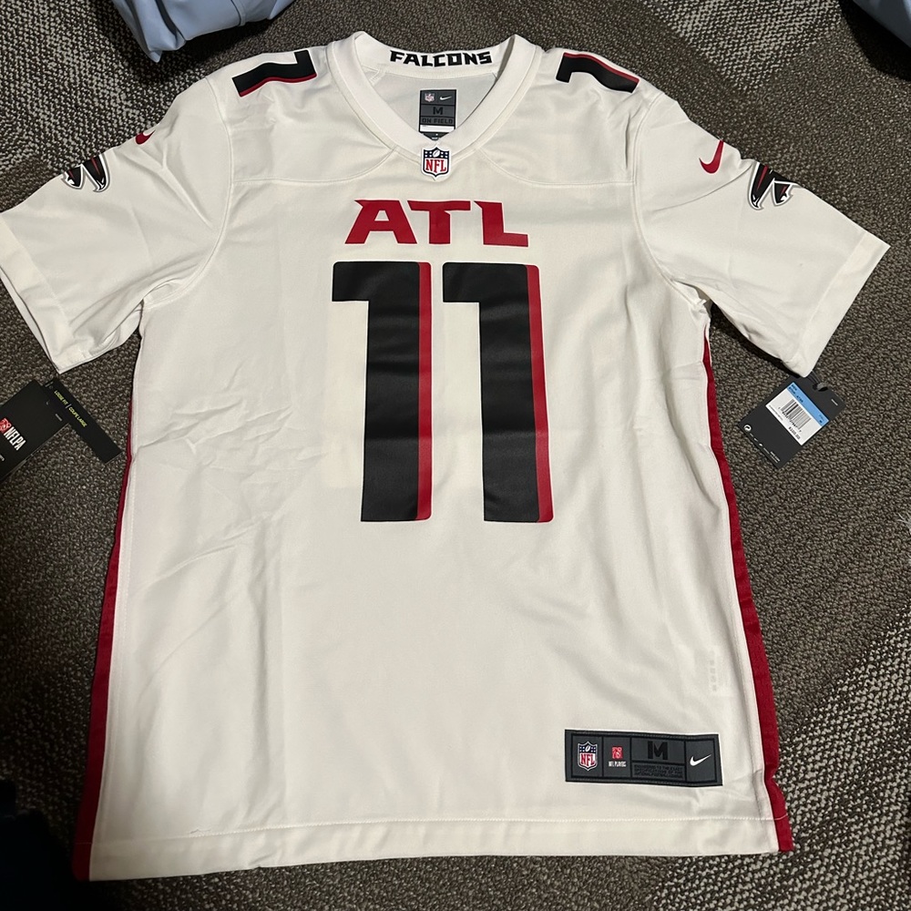 NFL Atlanta Falcons WR Julio Jones Authentic Jersey SIZE:M Brand new with tags